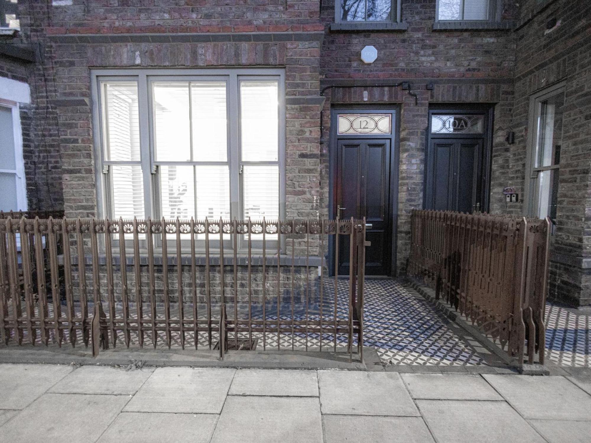 Modern Deluxe Five Bedroom House Near Chalk Farm Station By Belvilla 런던 외부 사진