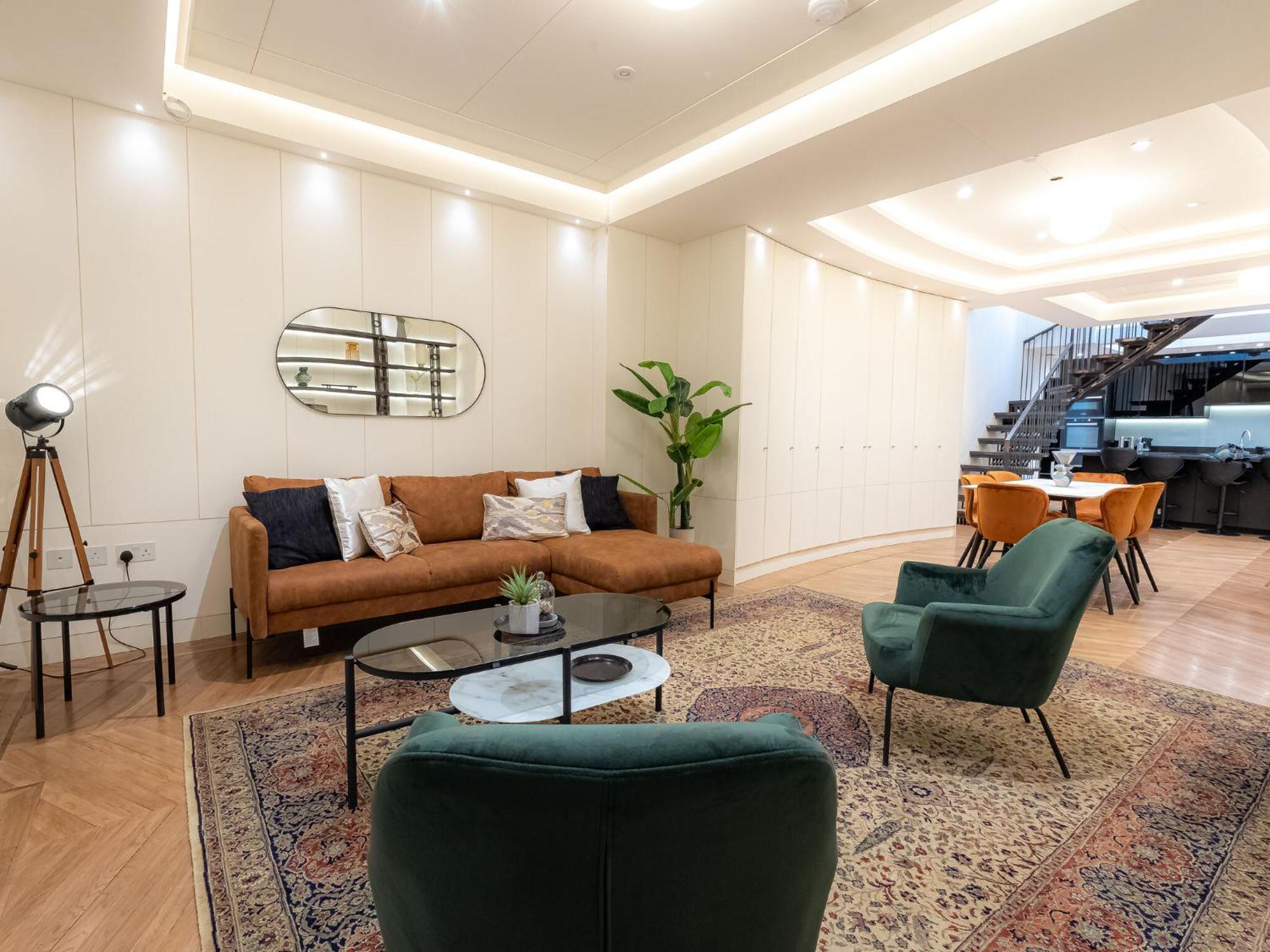 Modern Deluxe Five Bedroom House Near Chalk Farm Station By Belvilla 런던 외부 사진