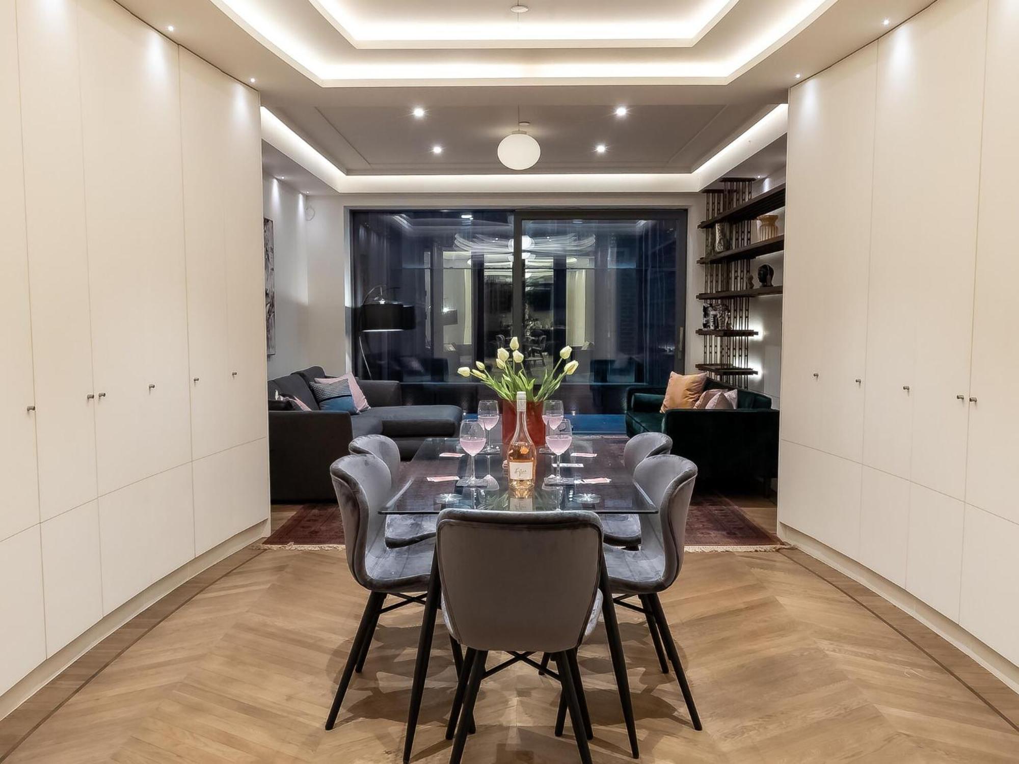 Modern Deluxe Five Bedroom House Near Chalk Farm Station By Belvilla 런던 외부 사진