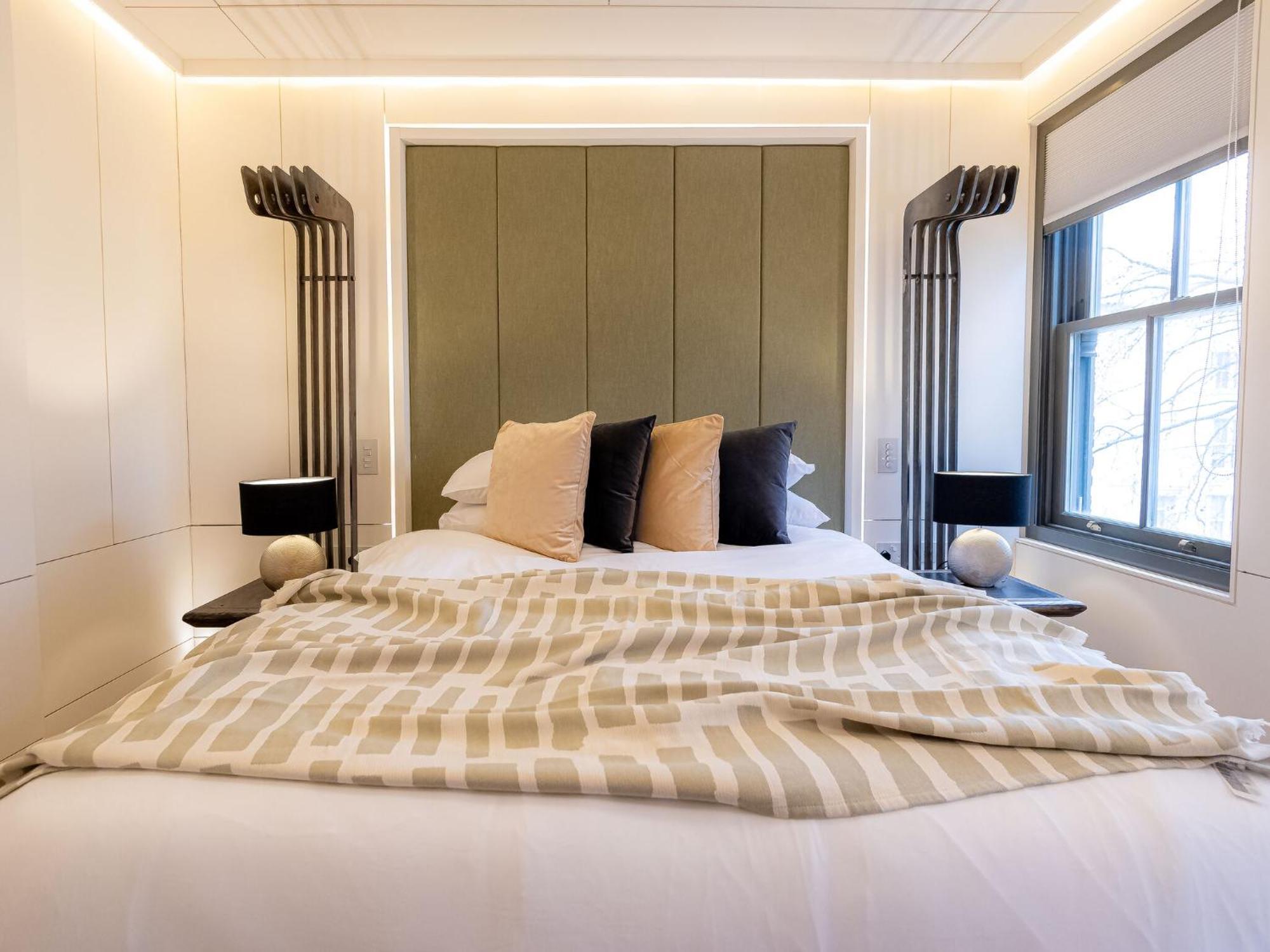 Modern Deluxe Five Bedroom House Near Chalk Farm Station By Belvilla 런던 외부 사진